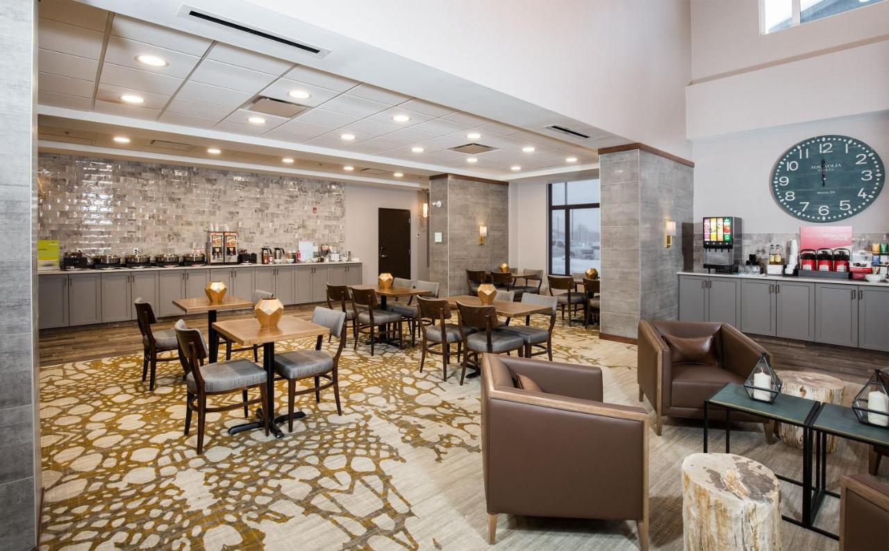 Pomeroy Inn & Suites 프린스조지 외부 사진