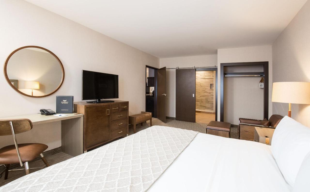 Pomeroy Inn & Suites 프린스조지 외부 사진